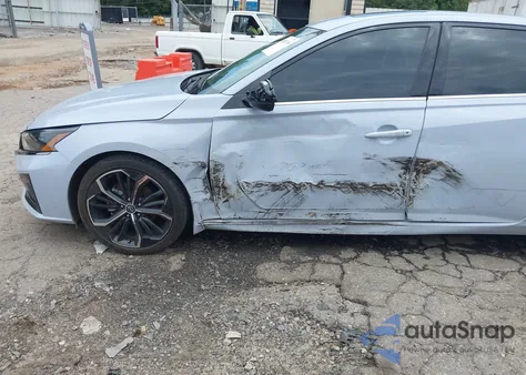 2023 Nissan Altima Sr Fwd z USA, uszkodzony, nr VIN 1N4BL4CV9PN410443